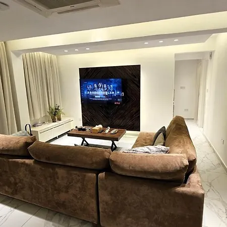 The Suave - Centre Luxury