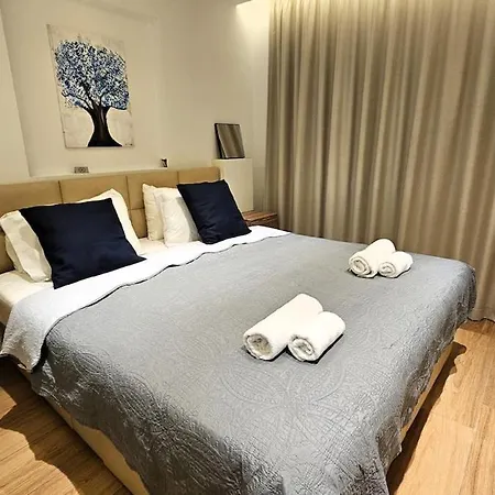 Apartment The Suave - Centre Luxury Limassol